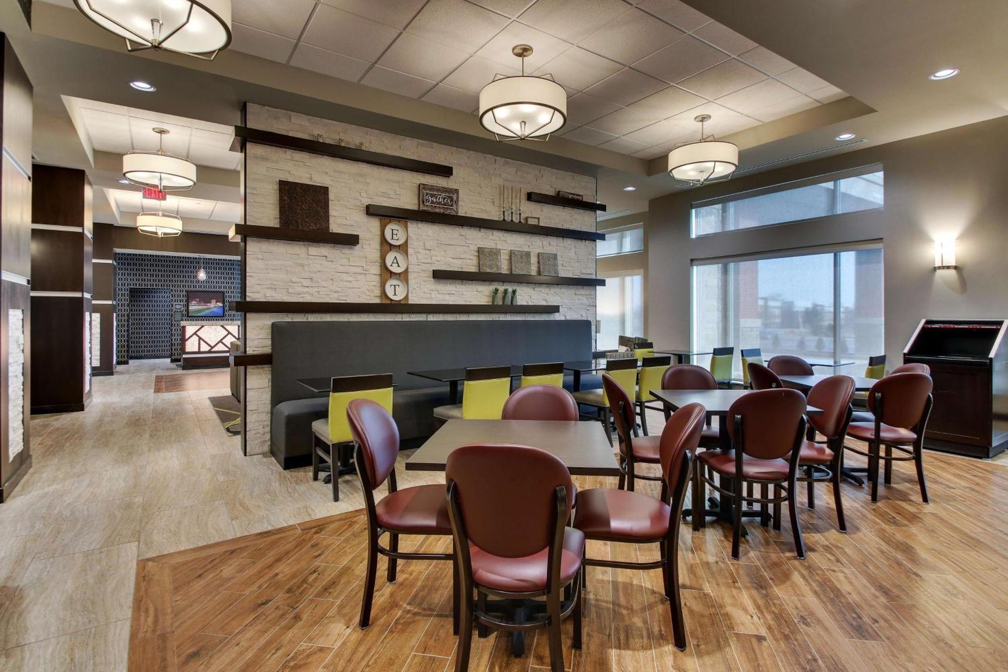 Drury Inn & Suites Cleveland بيتشوُود المظهر الخارجي الصورة