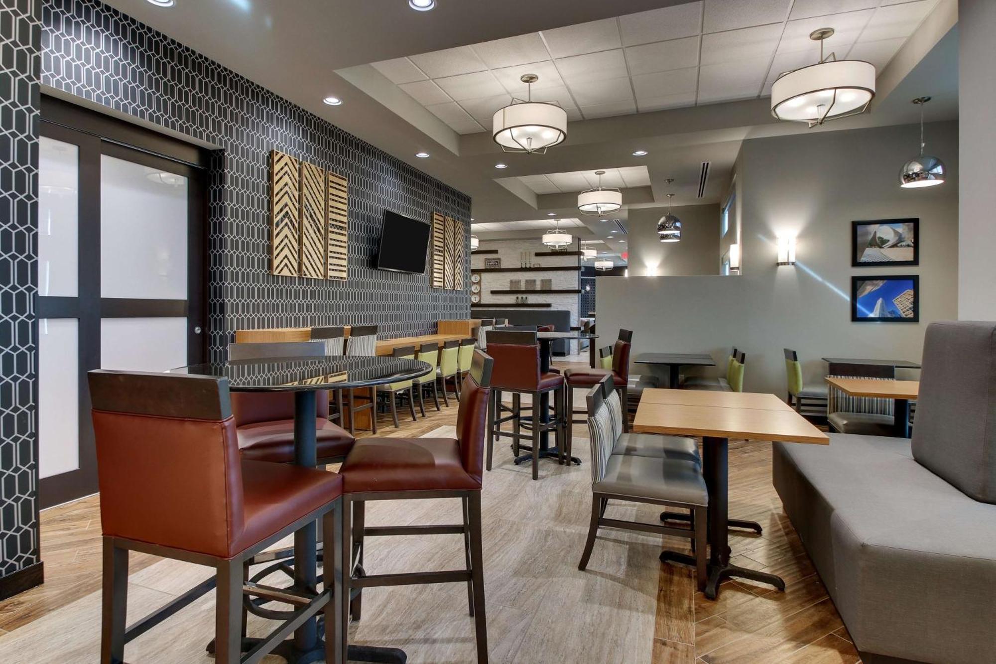 Drury Inn & Suites Cleveland بيتشوُود المظهر الخارجي الصورة