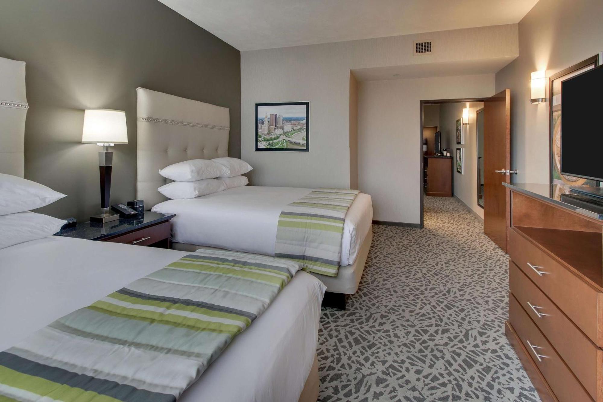 Drury Inn & Suites Cleveland بيتشوُود المظهر الخارجي الصورة