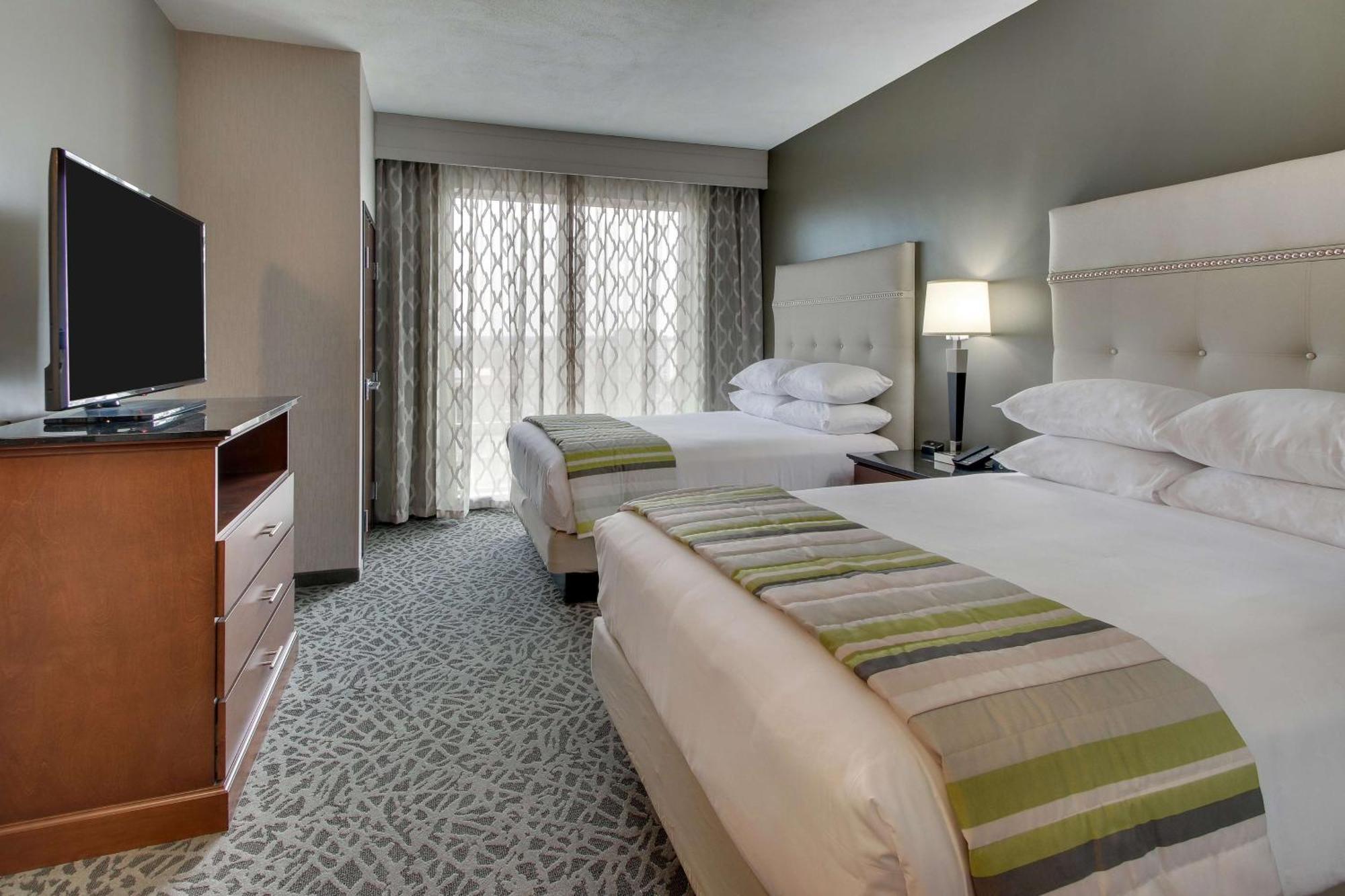 Drury Inn & Suites Cleveland بيتشوُود المظهر الخارجي الصورة
