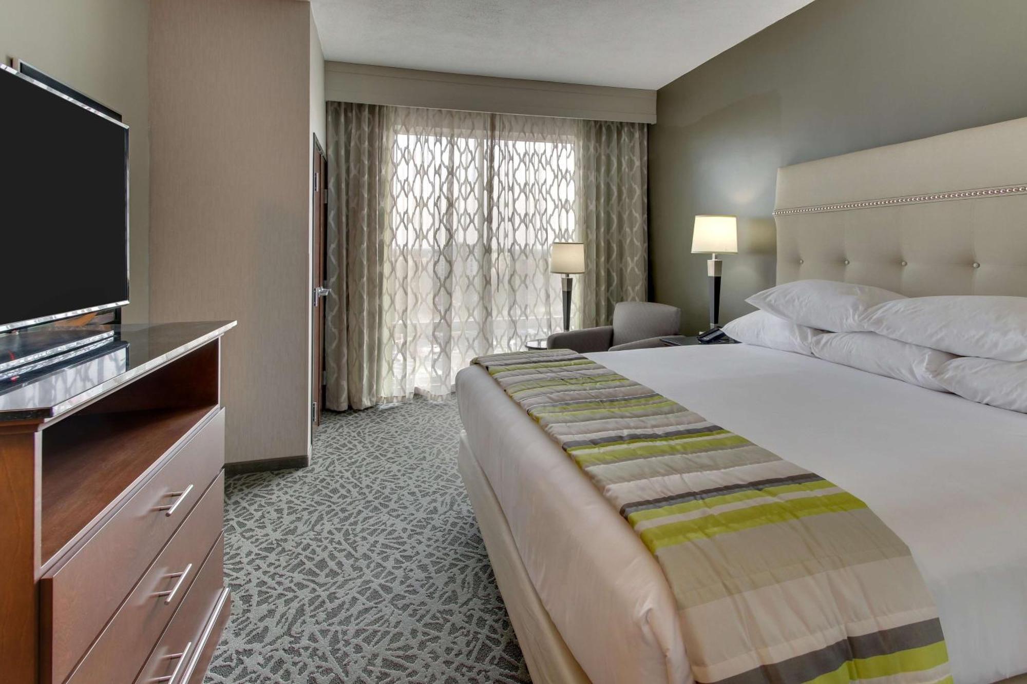 Drury Inn & Suites Cleveland بيتشوُود المظهر الخارجي الصورة