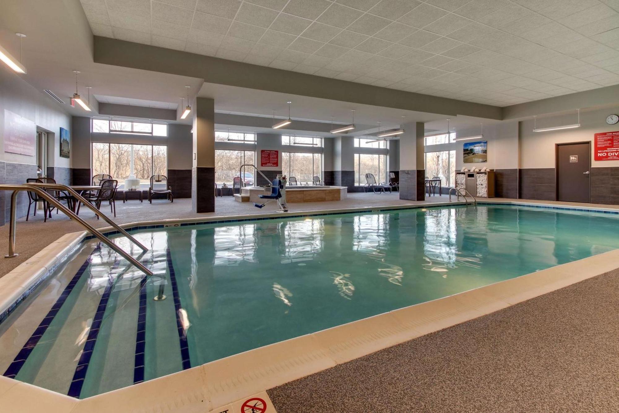 Drury Inn & Suites Cleveland بيتشوُود المظهر الخارجي الصورة