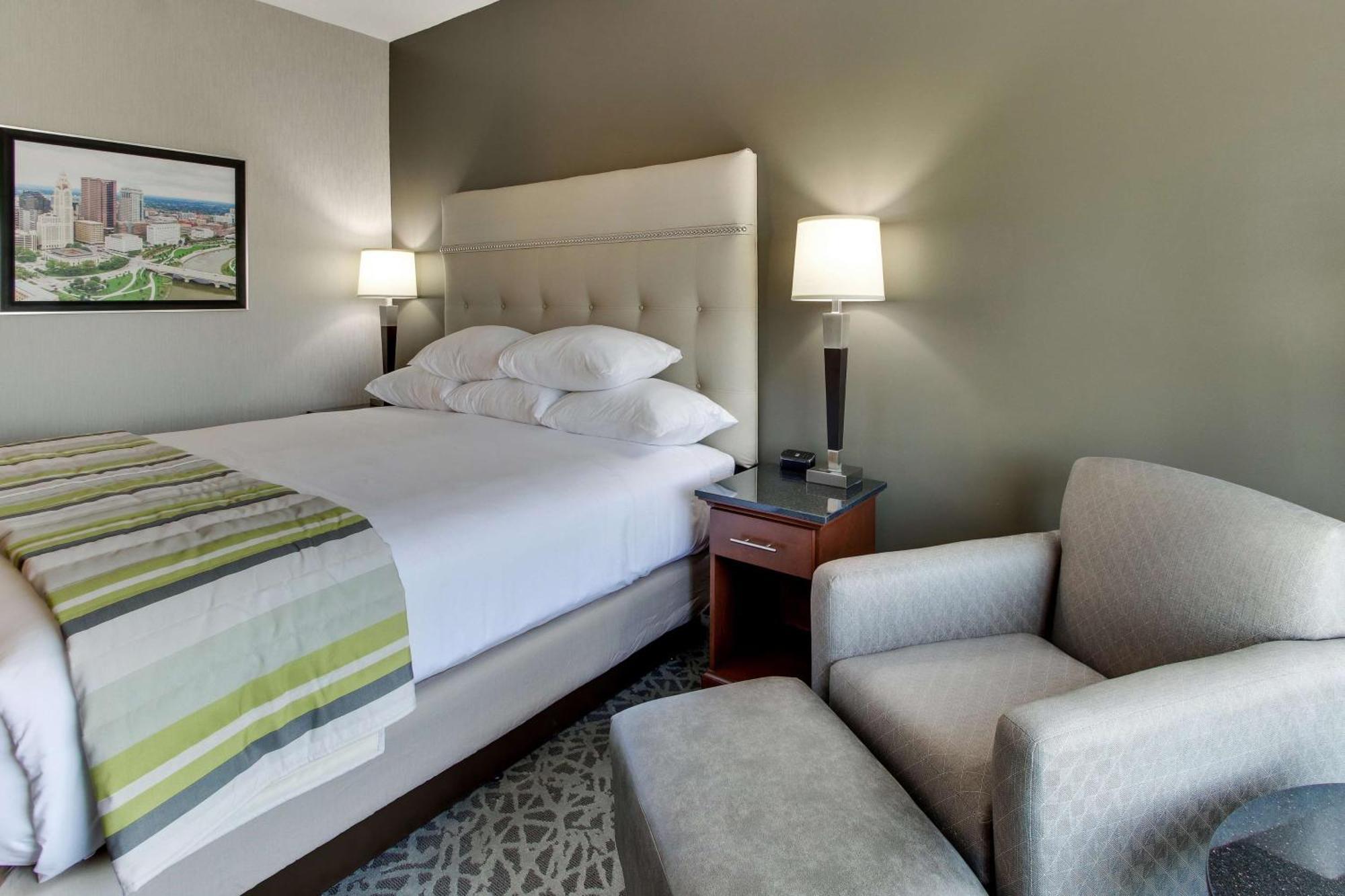 Drury Inn & Suites Cleveland بيتشوُود المظهر الخارجي الصورة