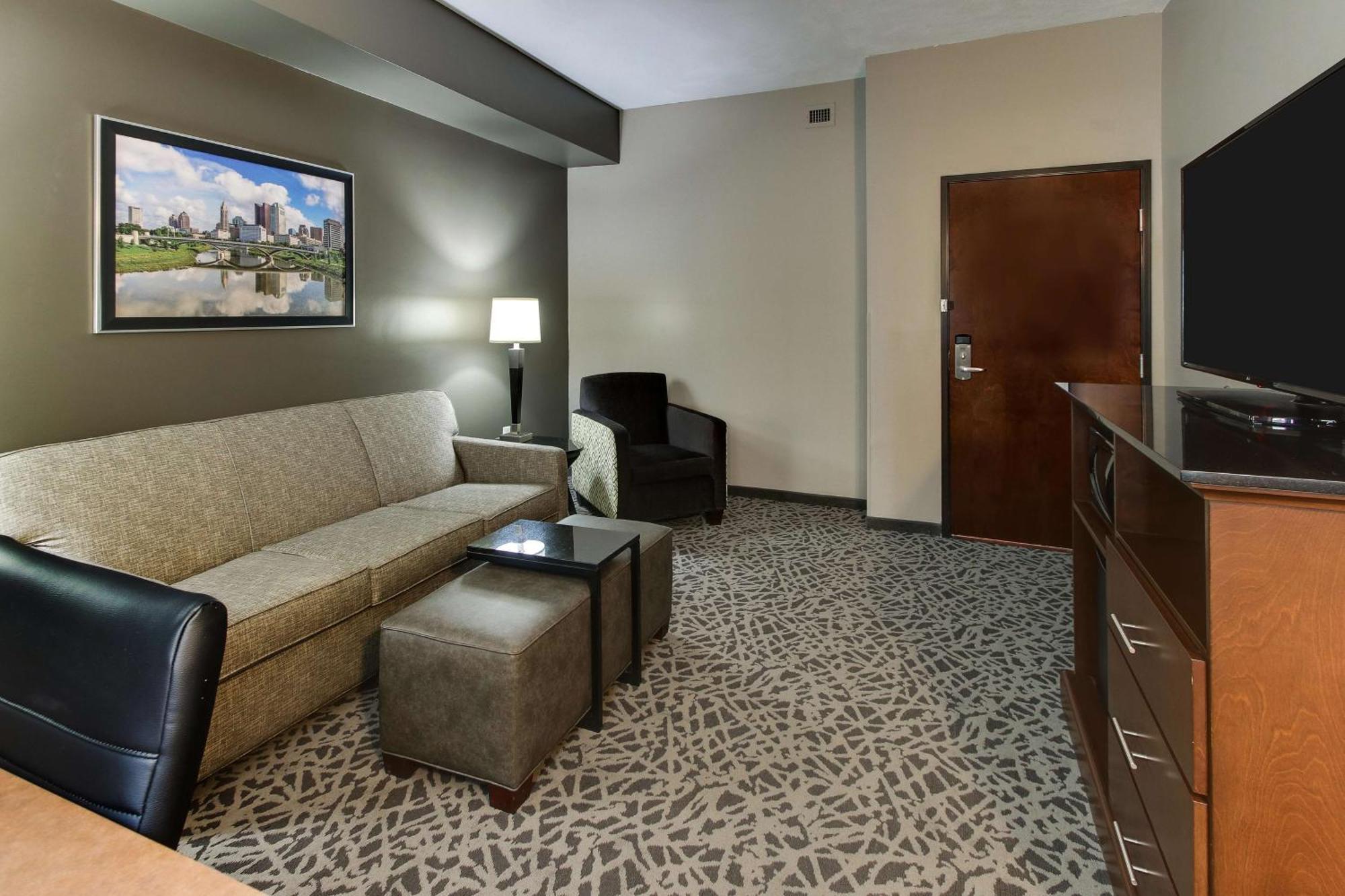 Drury Inn & Suites Cleveland بيتشوُود المظهر الخارجي الصورة