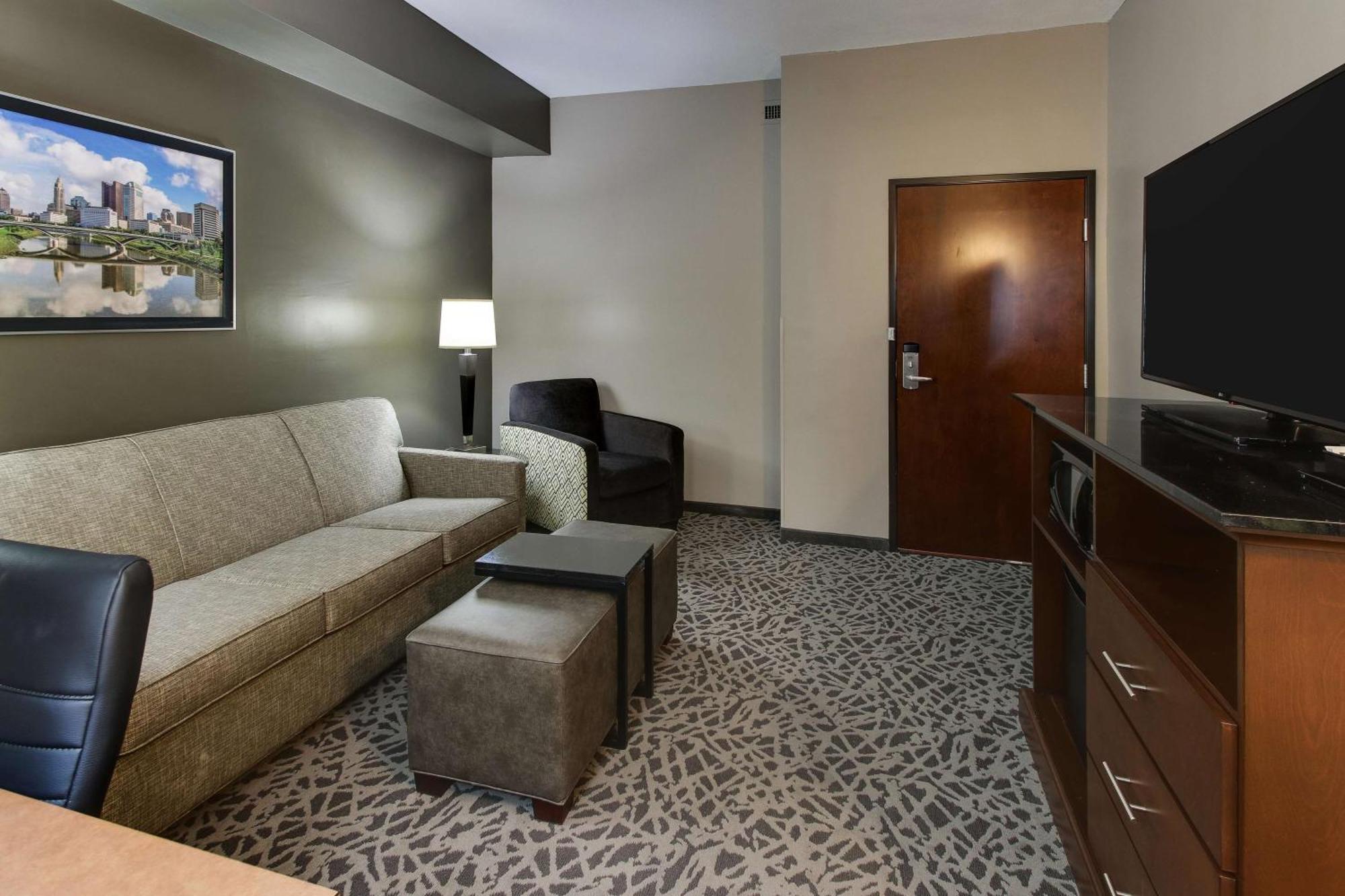 Drury Inn & Suites Cleveland بيتشوُود المظهر الخارجي الصورة